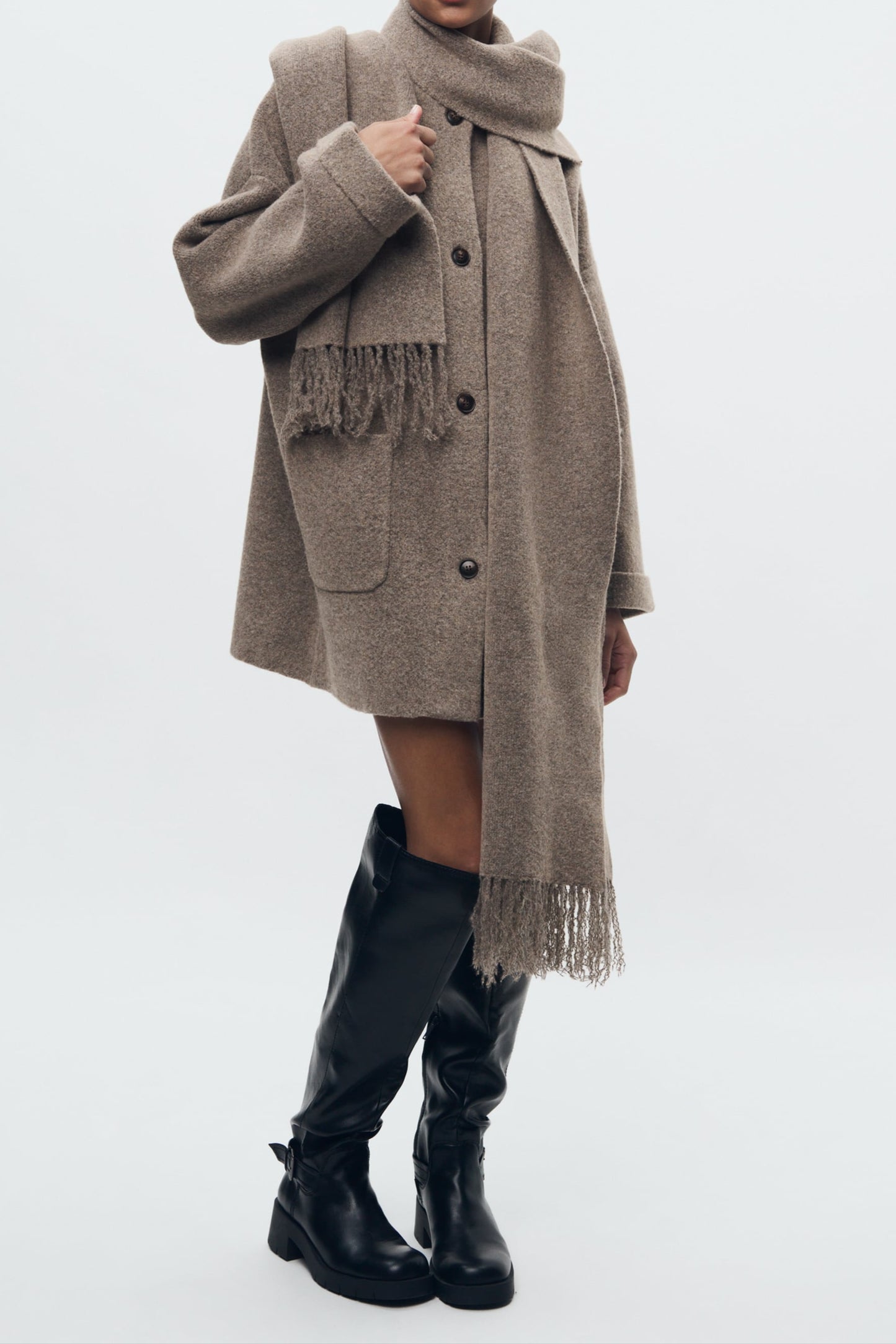 Martha Schal & Strickpullover Mantel