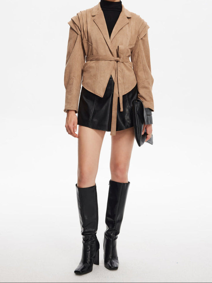 Emma Wildleder Blazer mit Gürtel