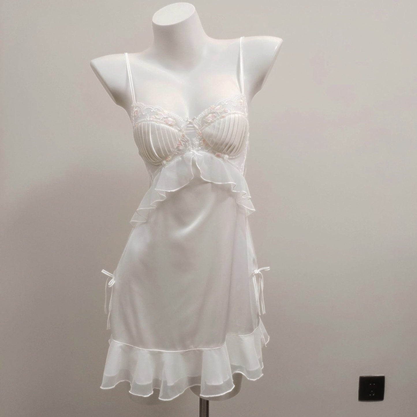 Robe Vintage à volants en dentelle Evelyn