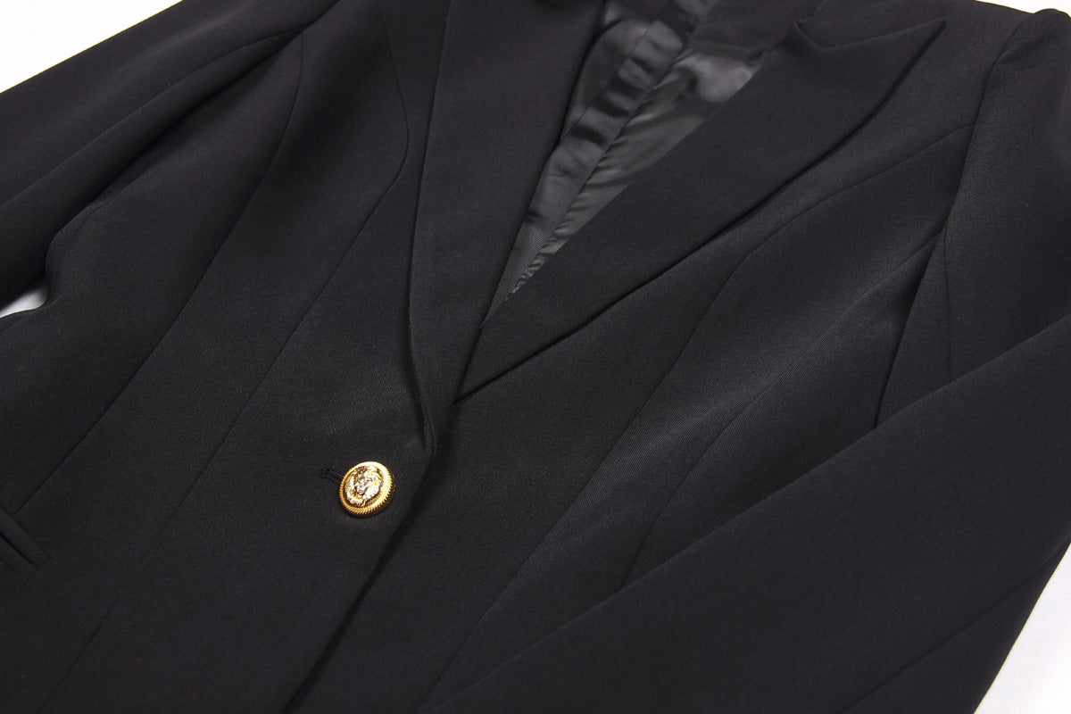 Charlotte Blazerkleid mit spitzem Revers