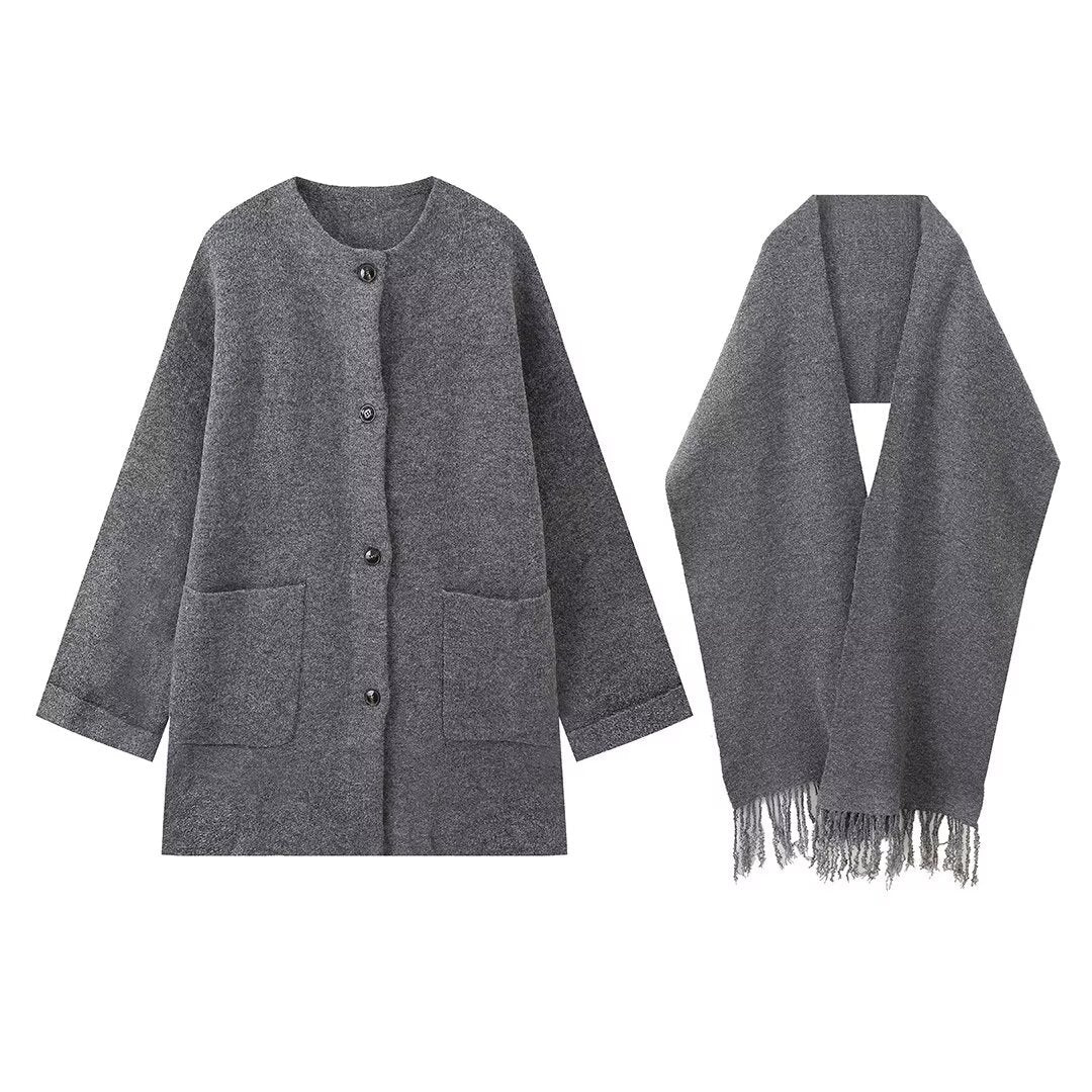 Martha Schal & Strickpullover Mantel