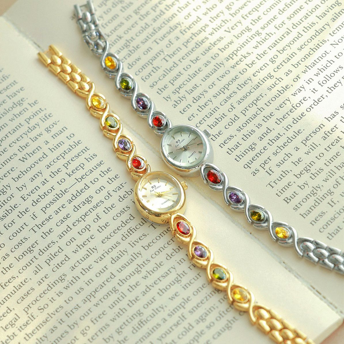 Montre de style vintage Opal Dynasty