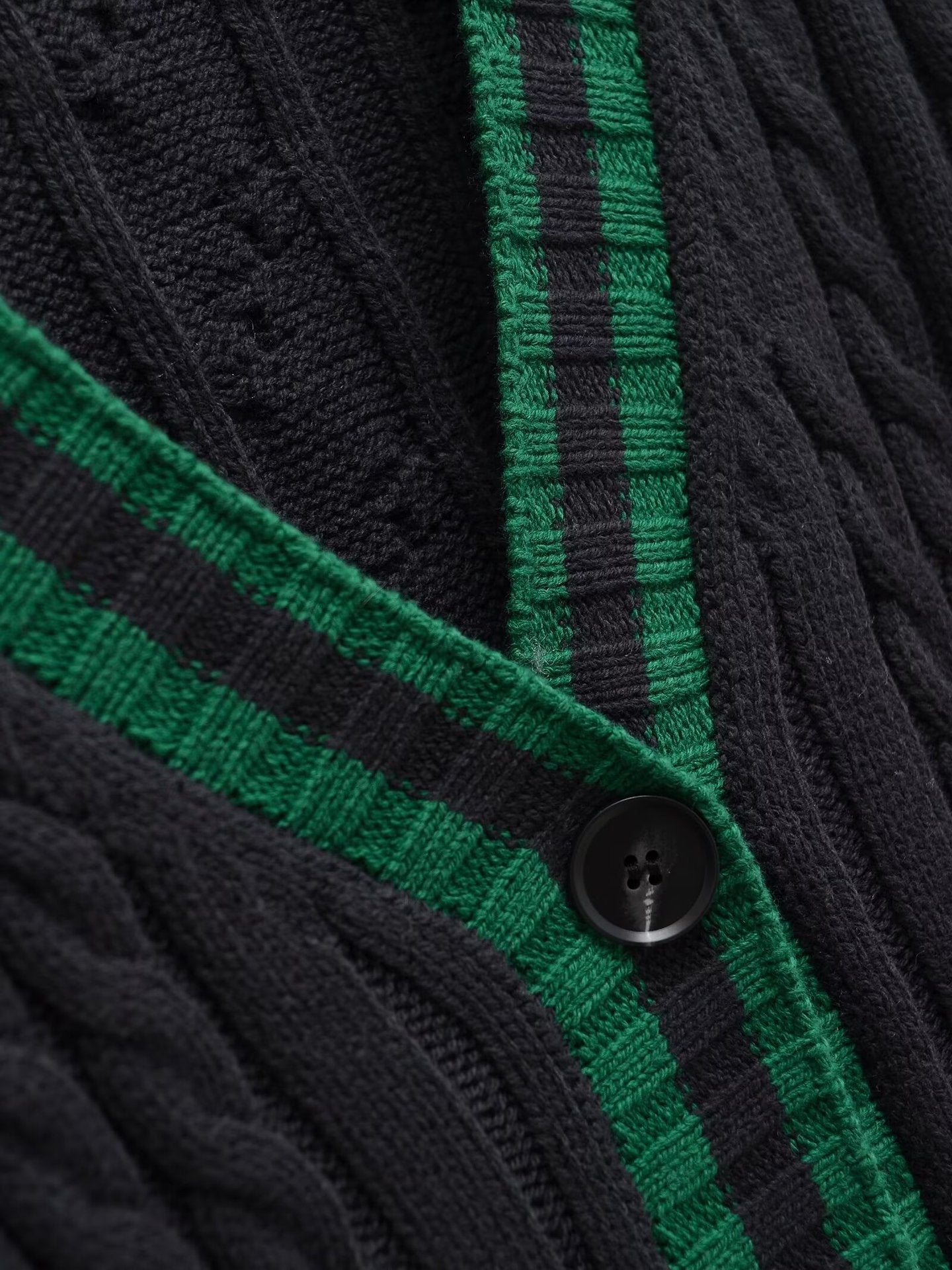 Paige Strickjacke mit Zopfmuster