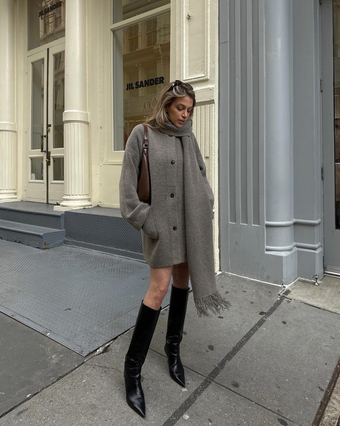 Martha Schal & Strickpullover Mantel