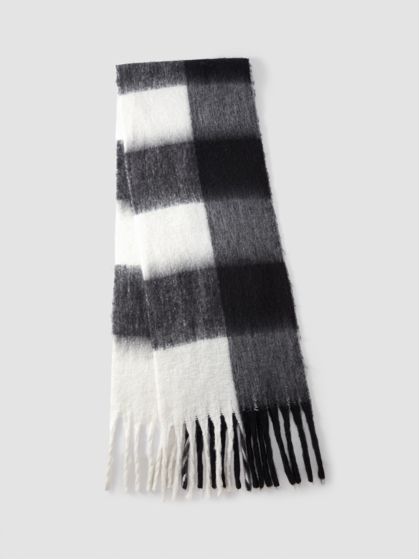 Quinn Tassel Plaid Scarf