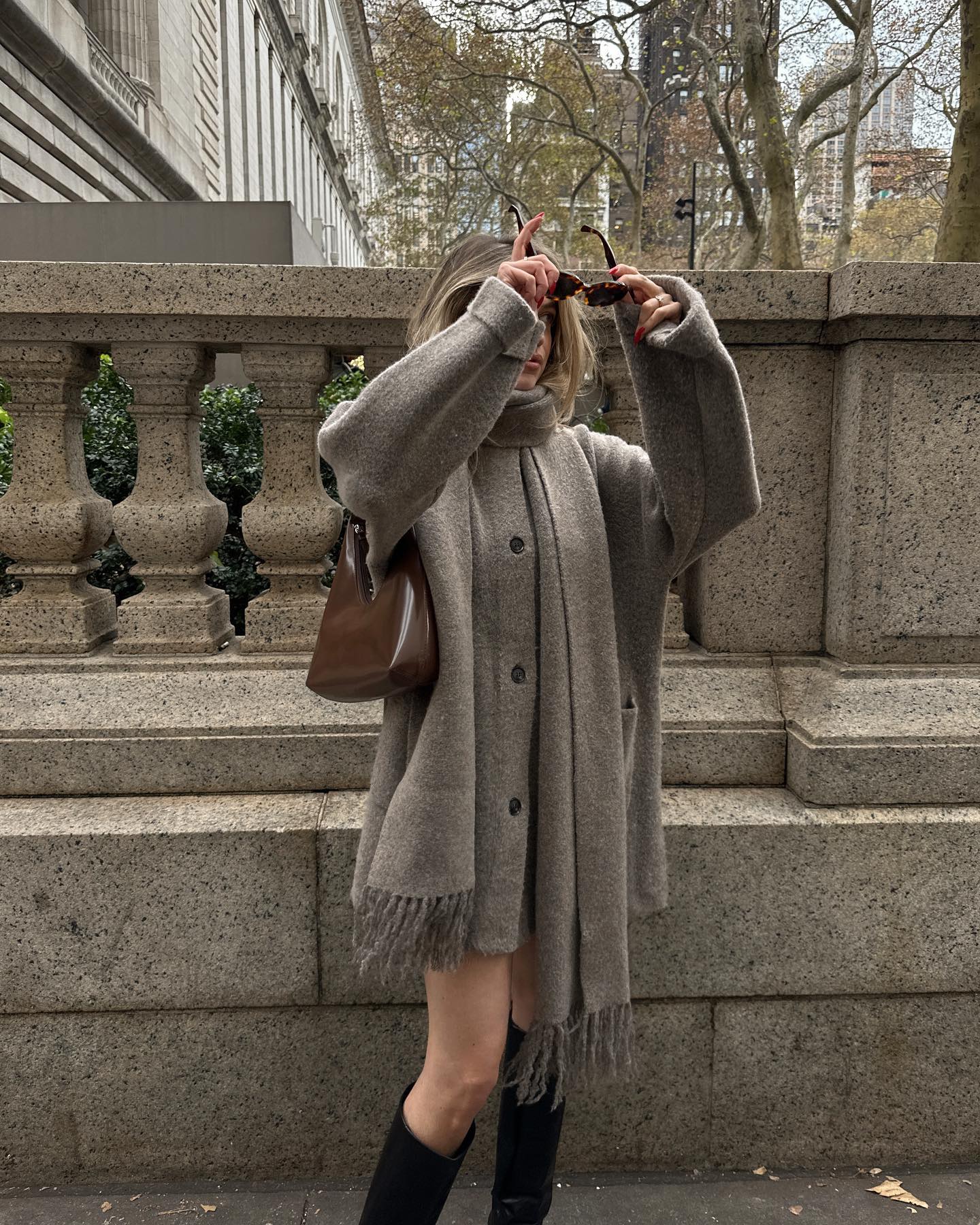 Martha Schal & Strickpullover Mantel